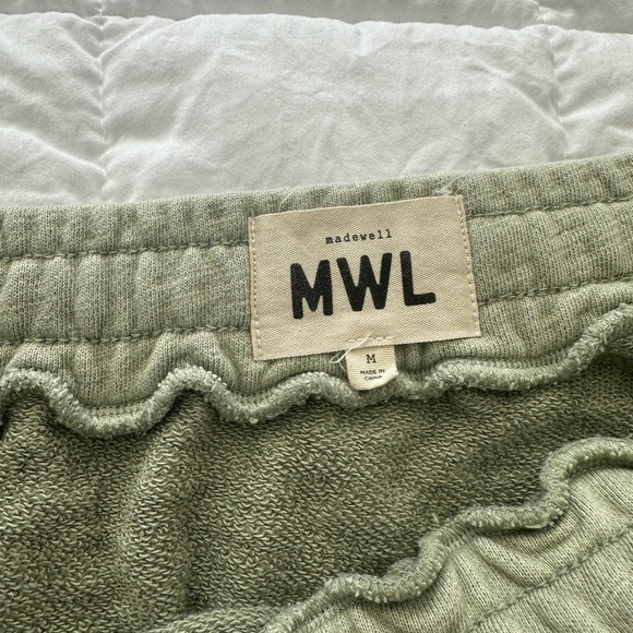 Madewell Light Olive Mini Skirt - Picture 4 of 6
